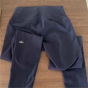 ALO yoga dark blue leggings